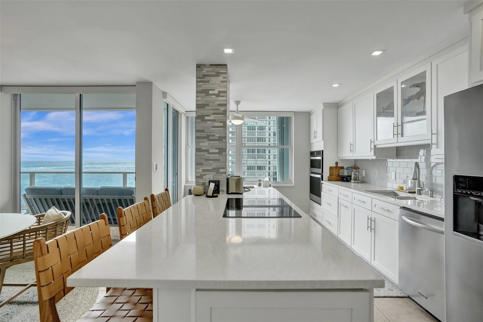 4300 N Ocean Blvd, #9M