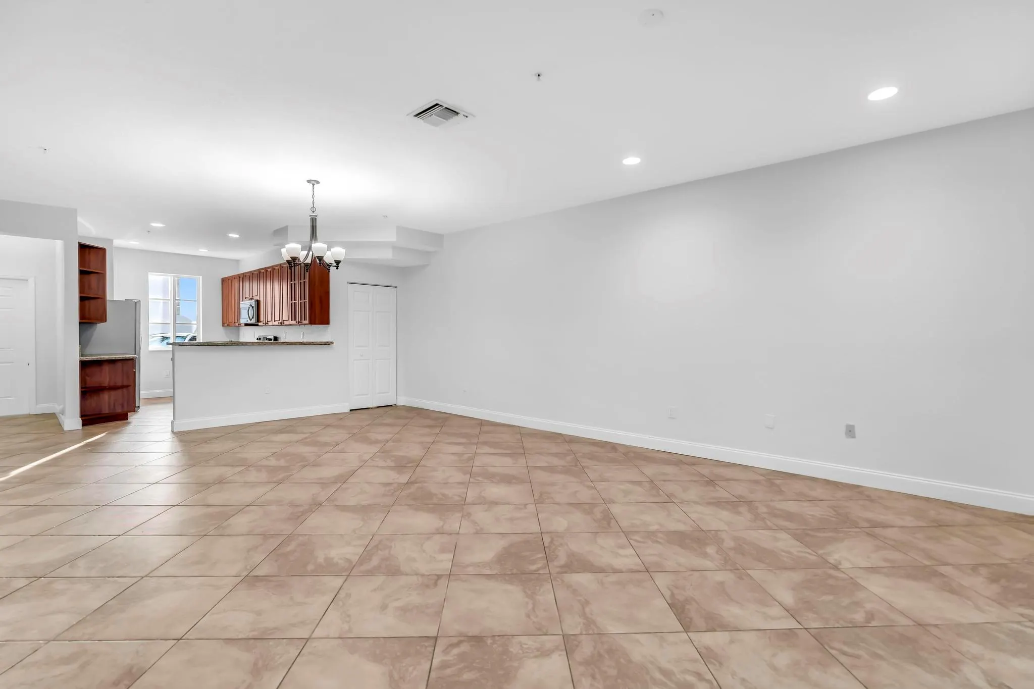 5030 SW 126TH AV, #203