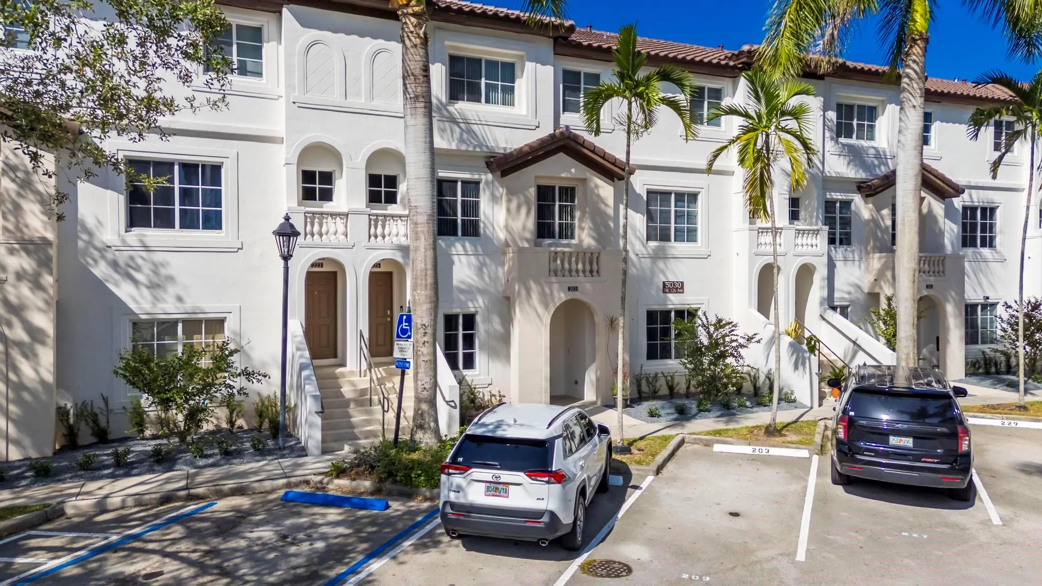 5030 SW 126TH AV, #203