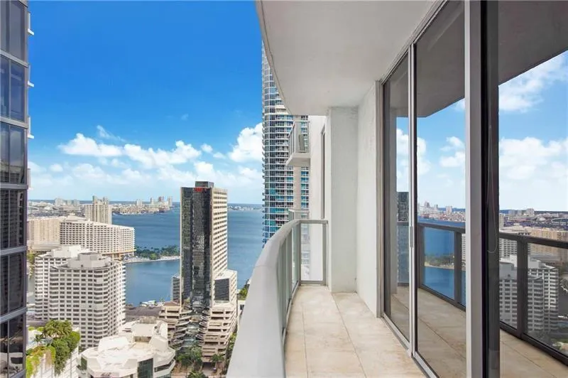 1050 Brickell Ave, #3222