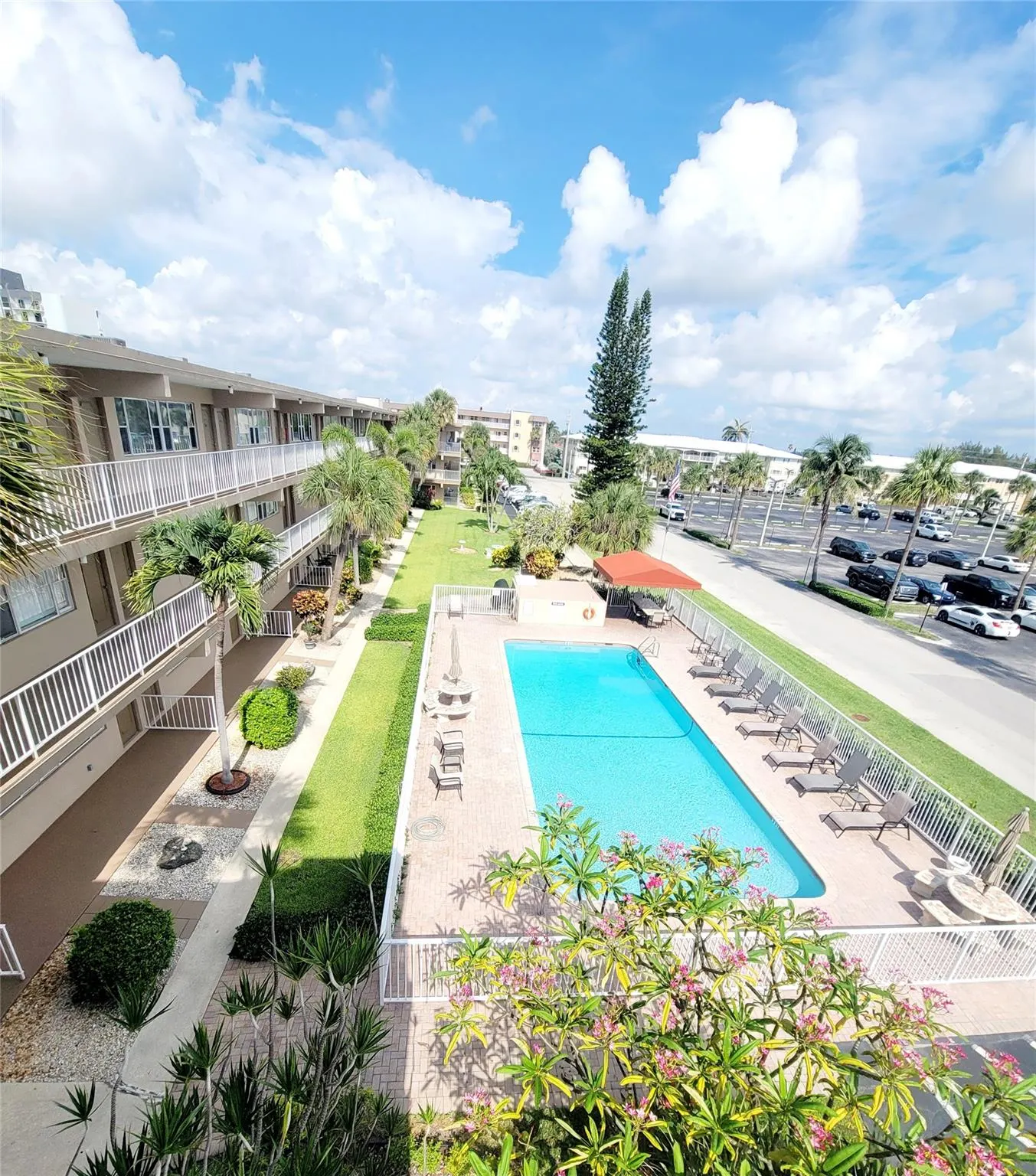 3200 NE 7th Ct, #308C