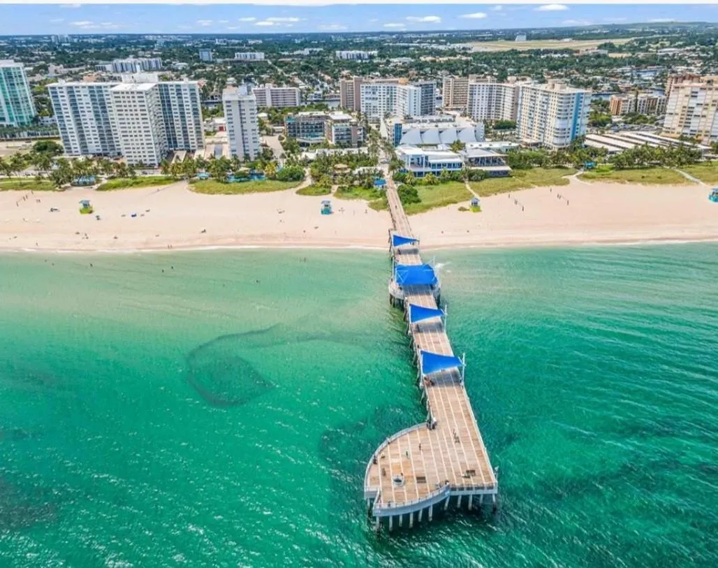 3200 NE 7th Ct, #308C