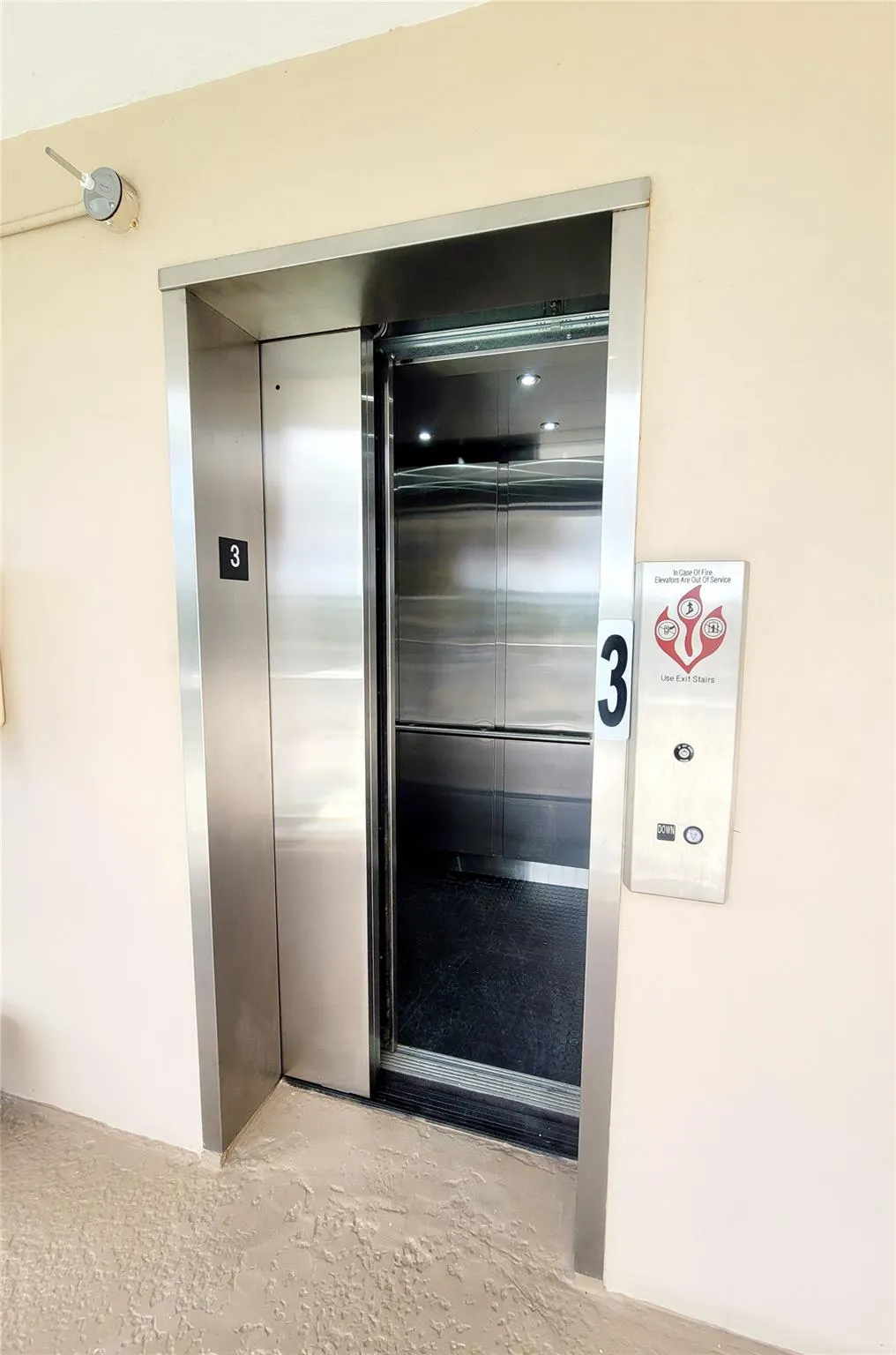 3200 NE 7th Ct, #308C