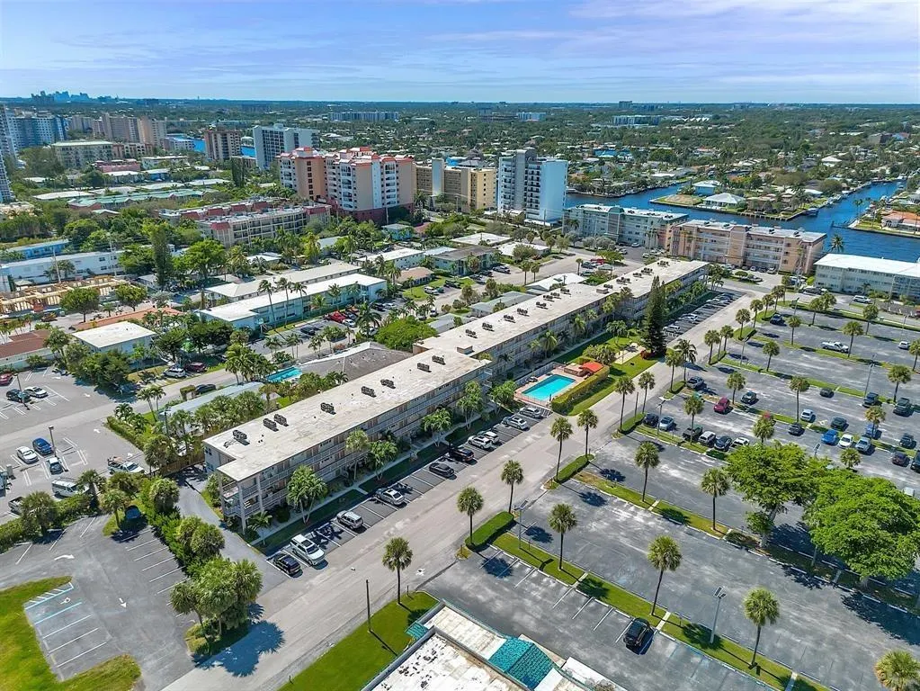 3200 NE 7th Ct, #308C