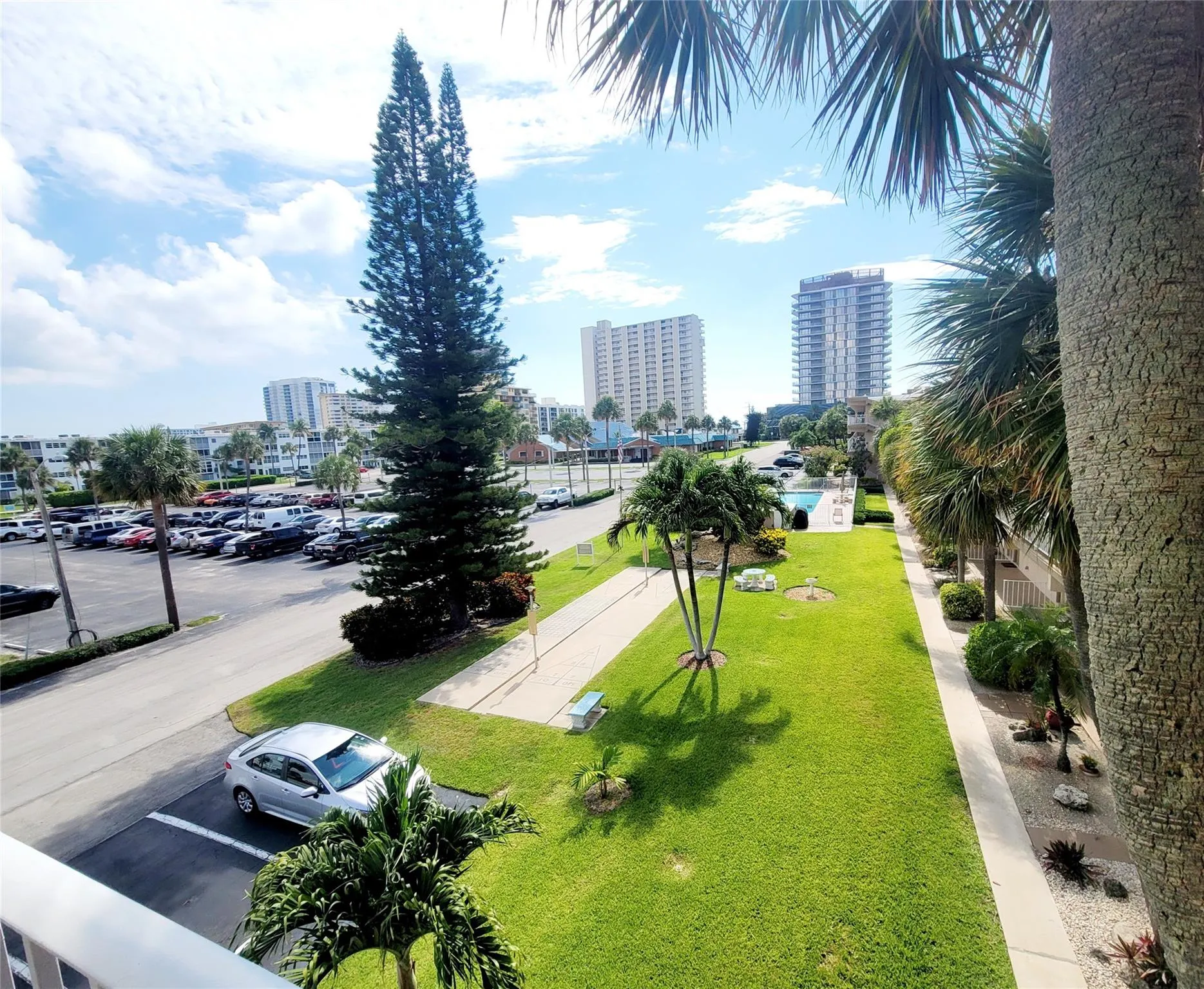 3200 NE 7th Ct, #308C