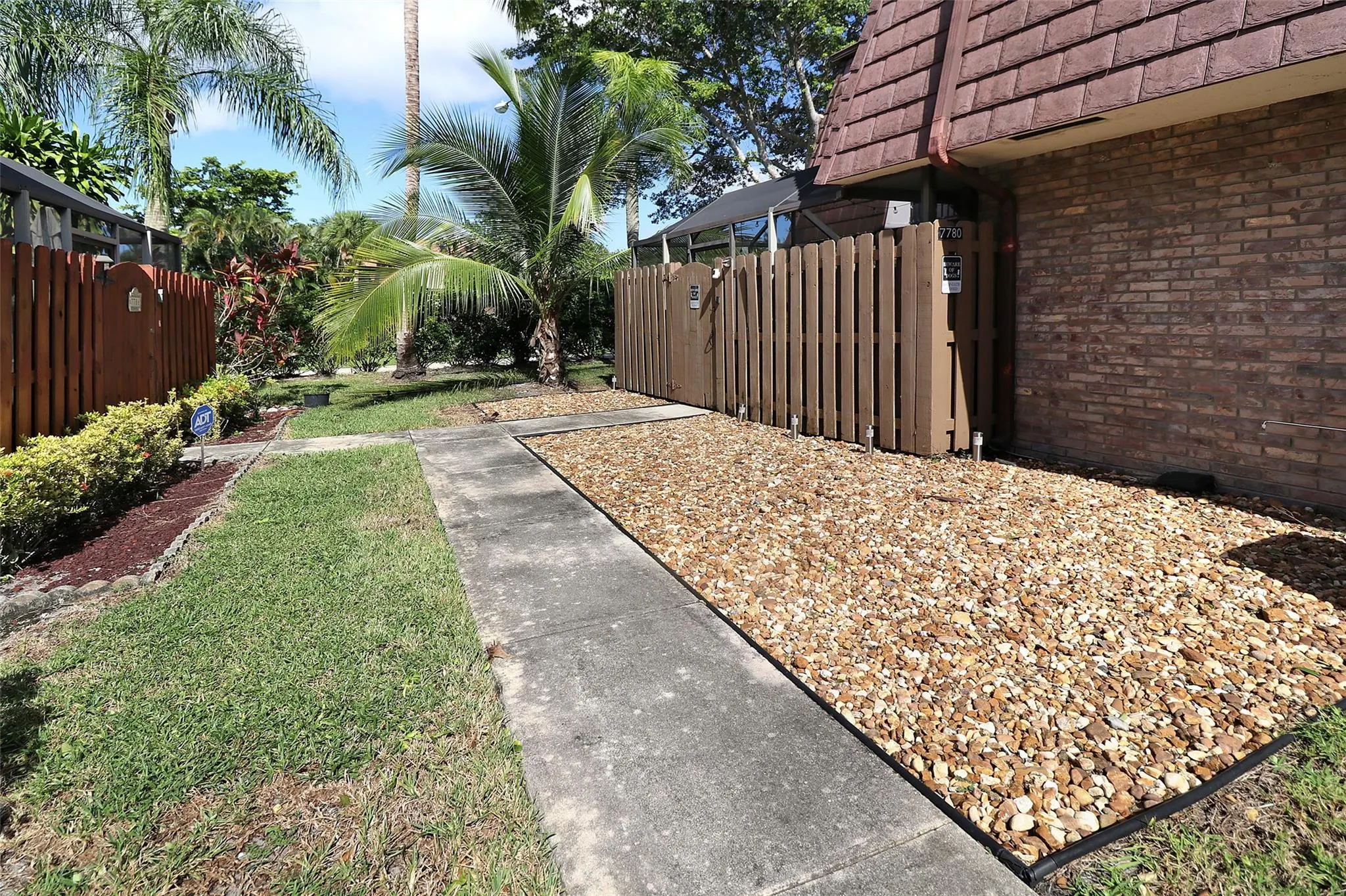 7780 Courtyard Run, #196