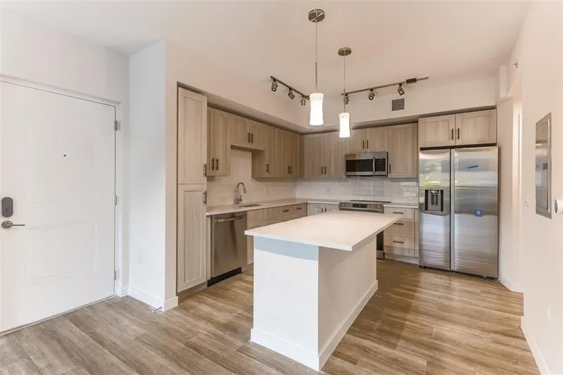 8894 NW 44th ST, #7-203