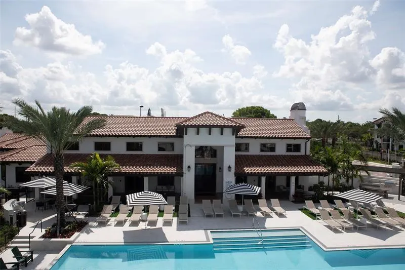 8894 NW 44th ST, #7-203