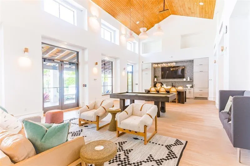 8894 NW 44th ST, #7-203