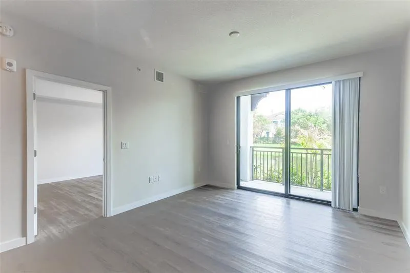 8894 NW 44th ST, #7-203