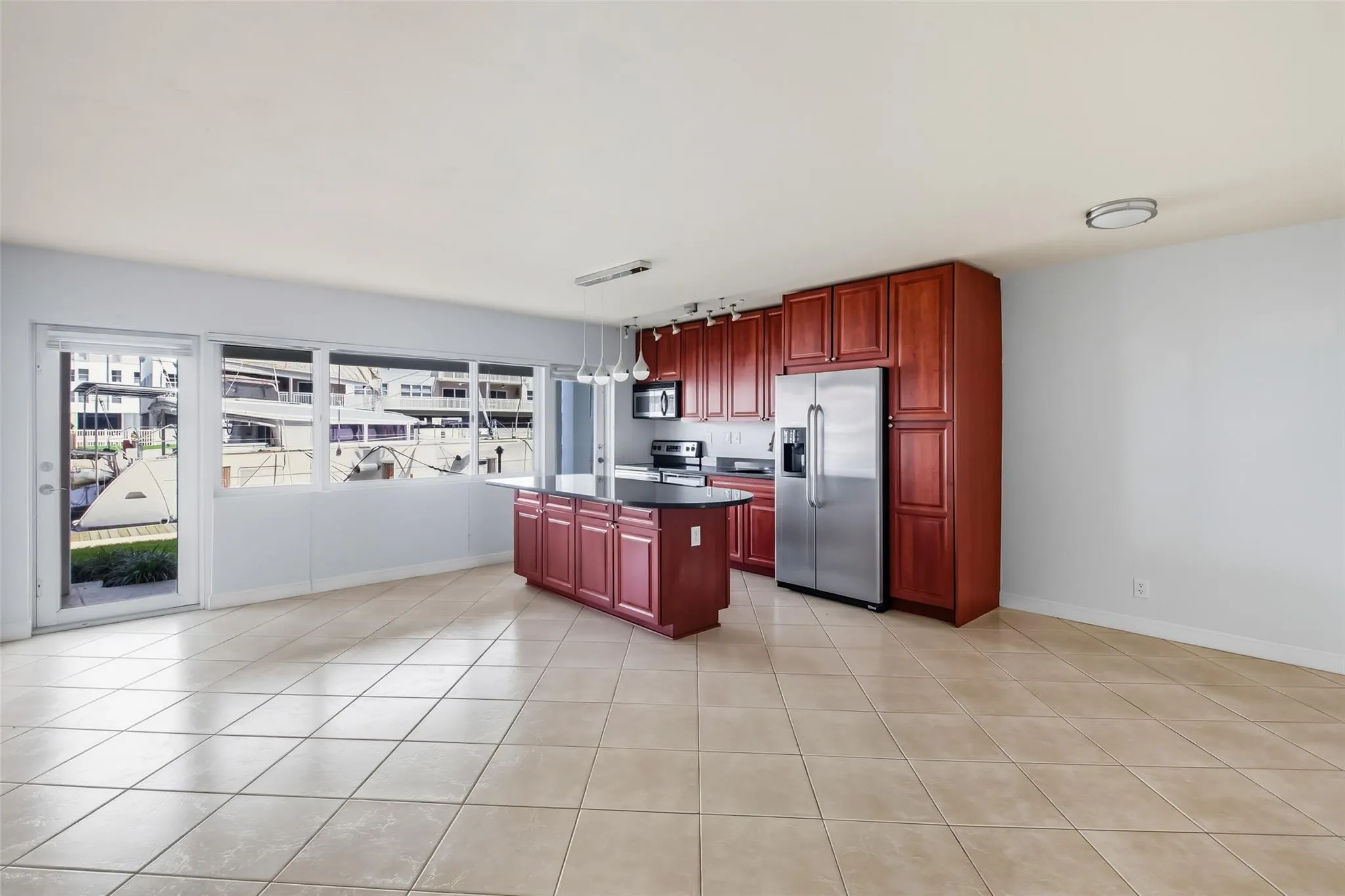 2881 NE 32nd St, #119