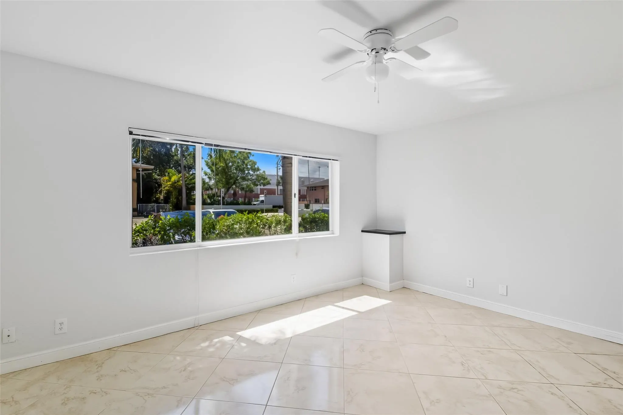 2881 NE 32nd St, #119