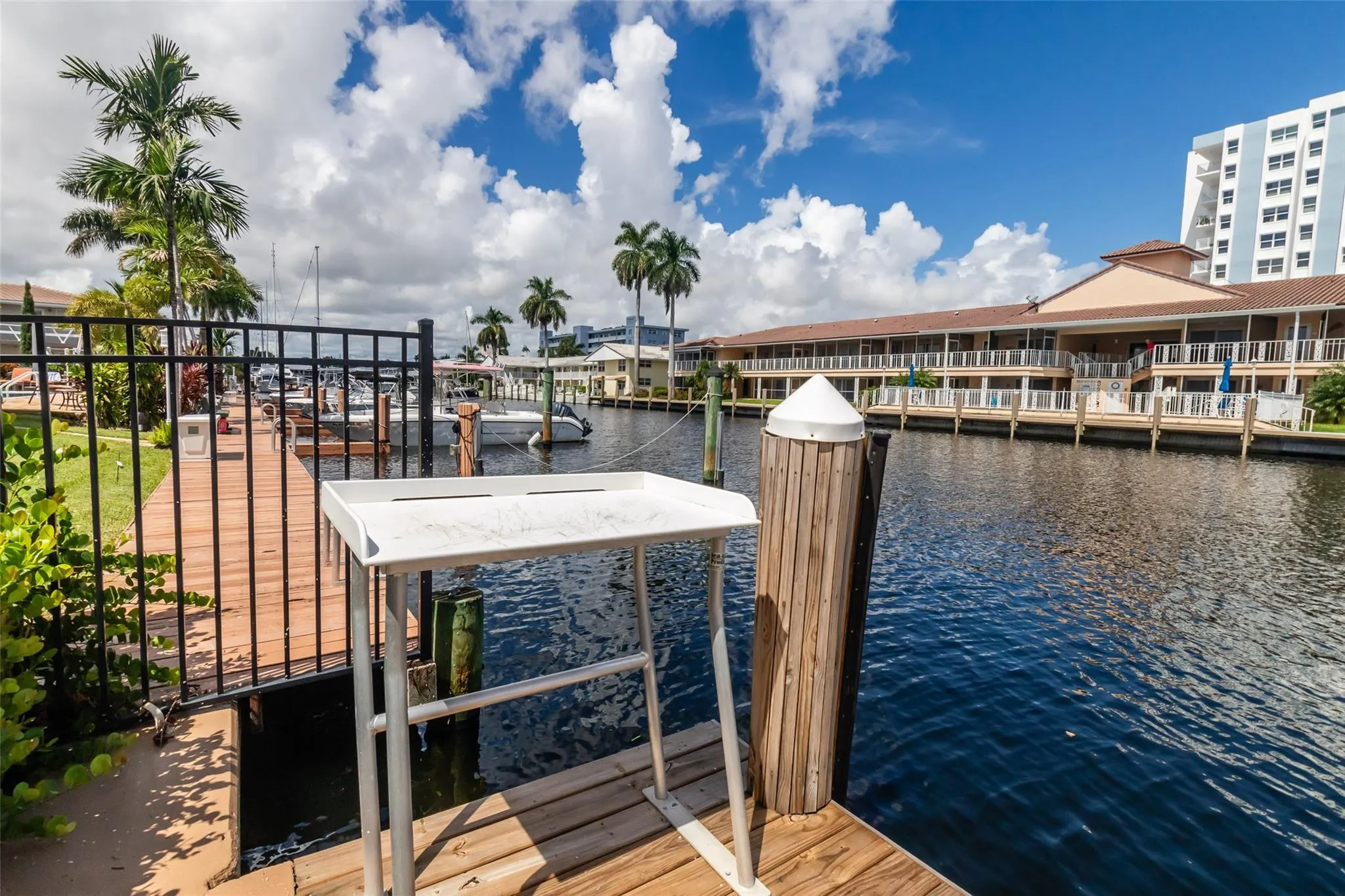 2881 NE 32nd St, #119