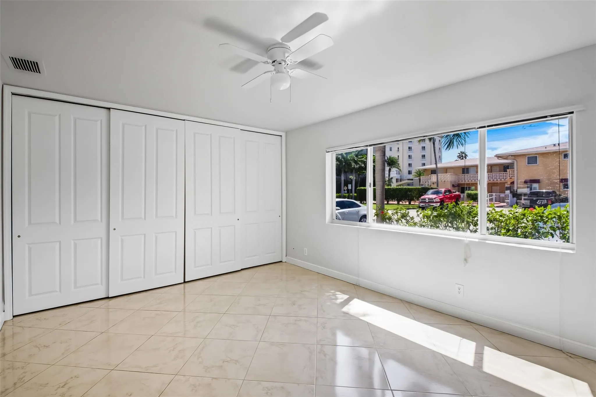 2881 NE 32nd St, #119