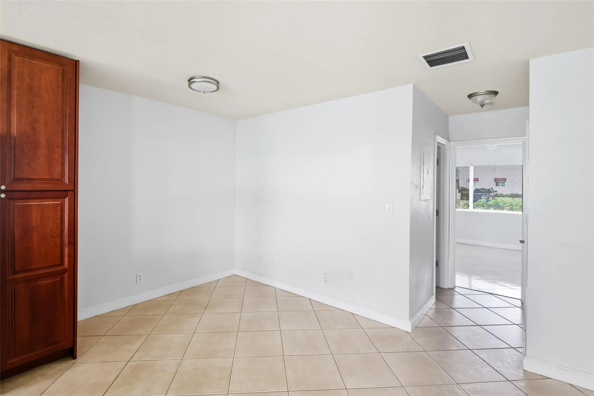 2881 NE 32nd St, #119