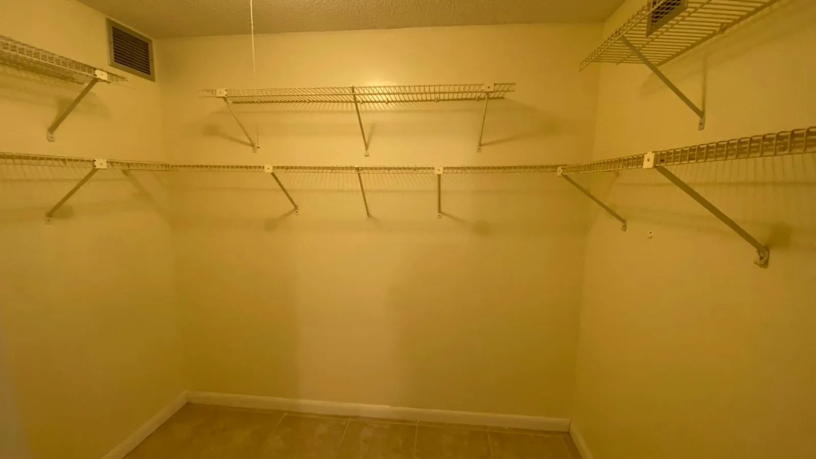 3626 Whitehall Dr, #103