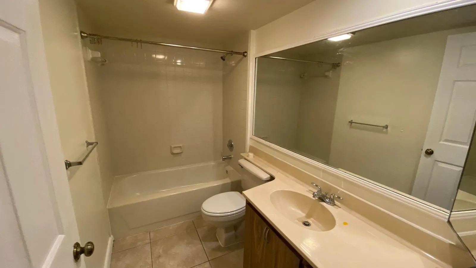 3626 Whitehall Dr, #103