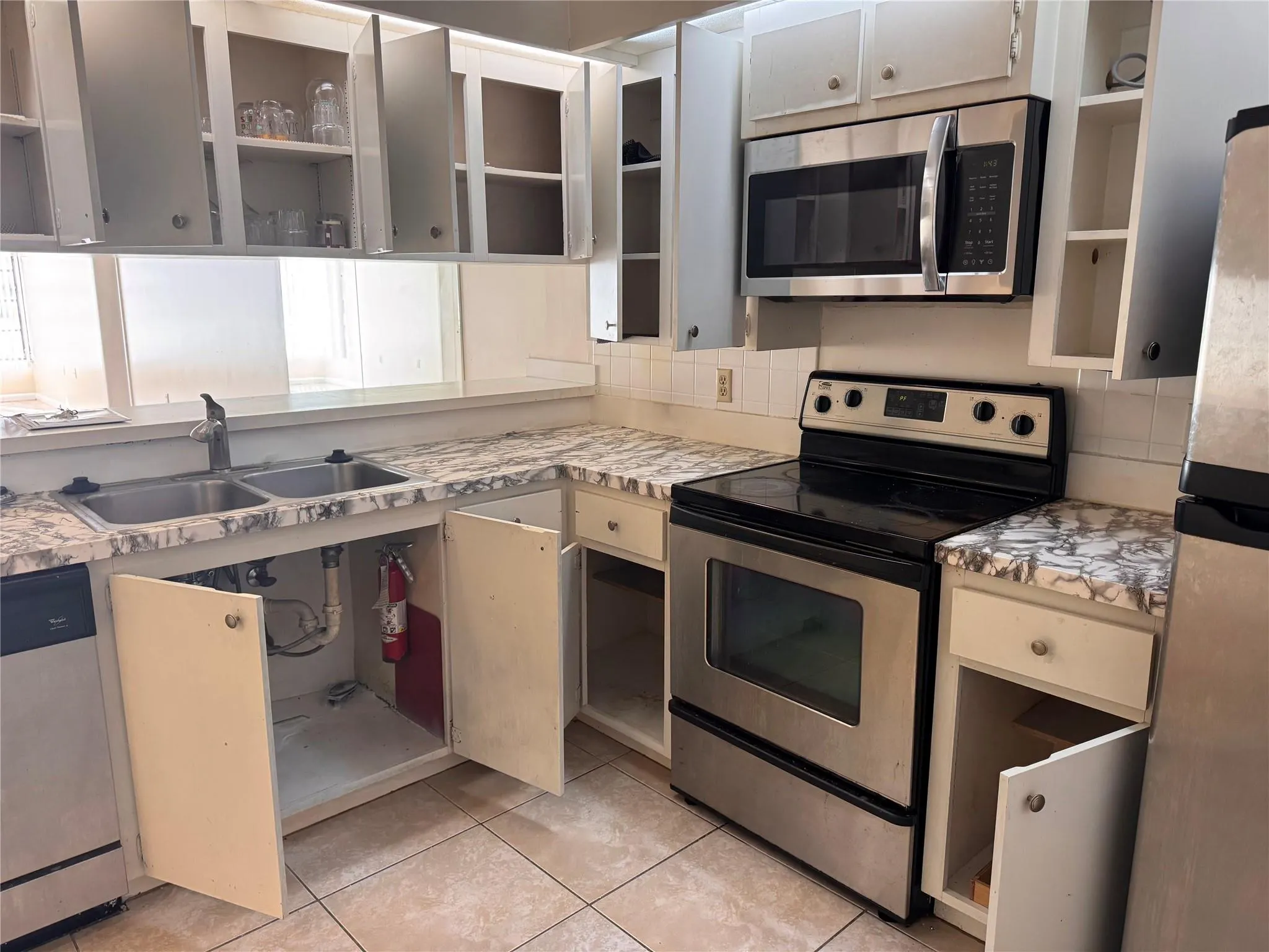 3626 Whitehall Dr, #103