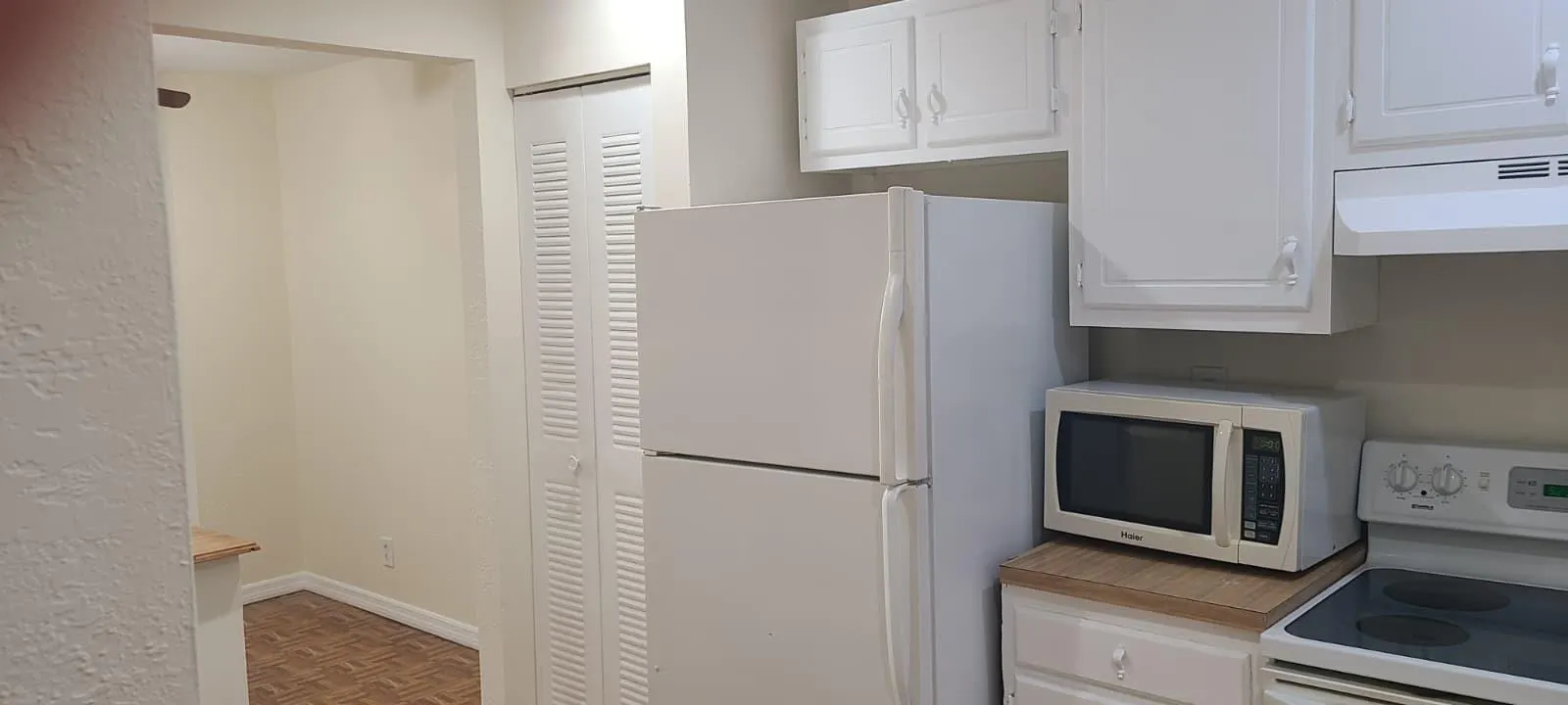 2985 RIVERSIDE DR, #206