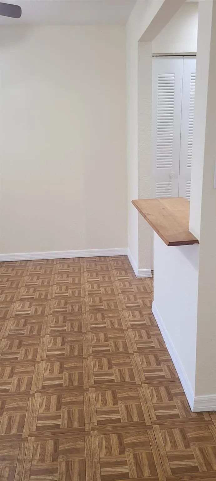 2985 RIVERSIDE DR, #206