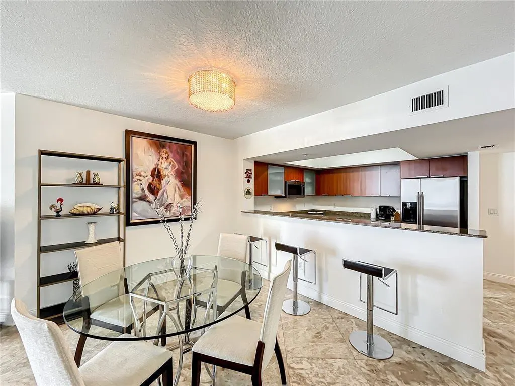 16699 Collins Ave, #4005