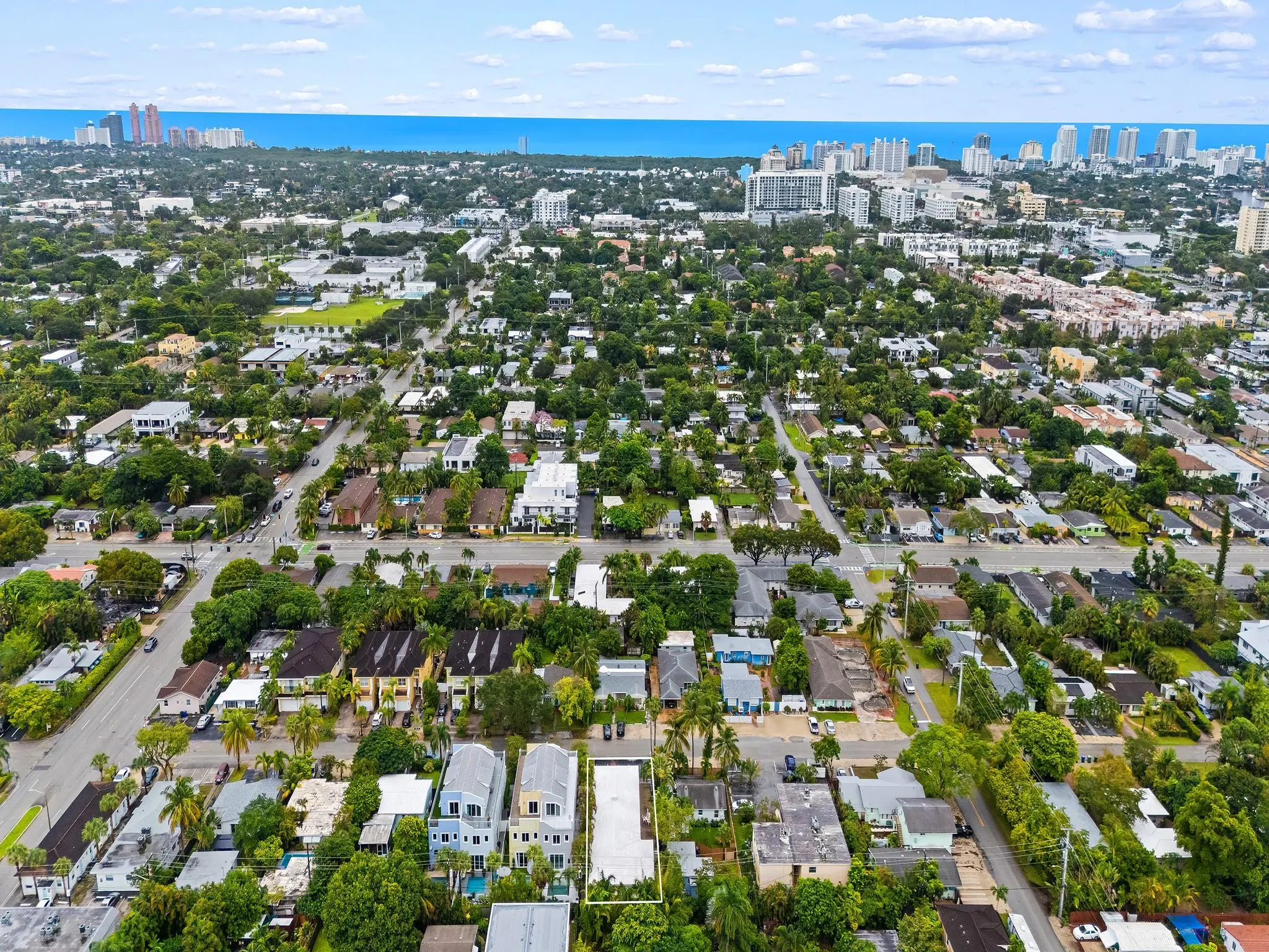 1219 NE 14th Ave, #4