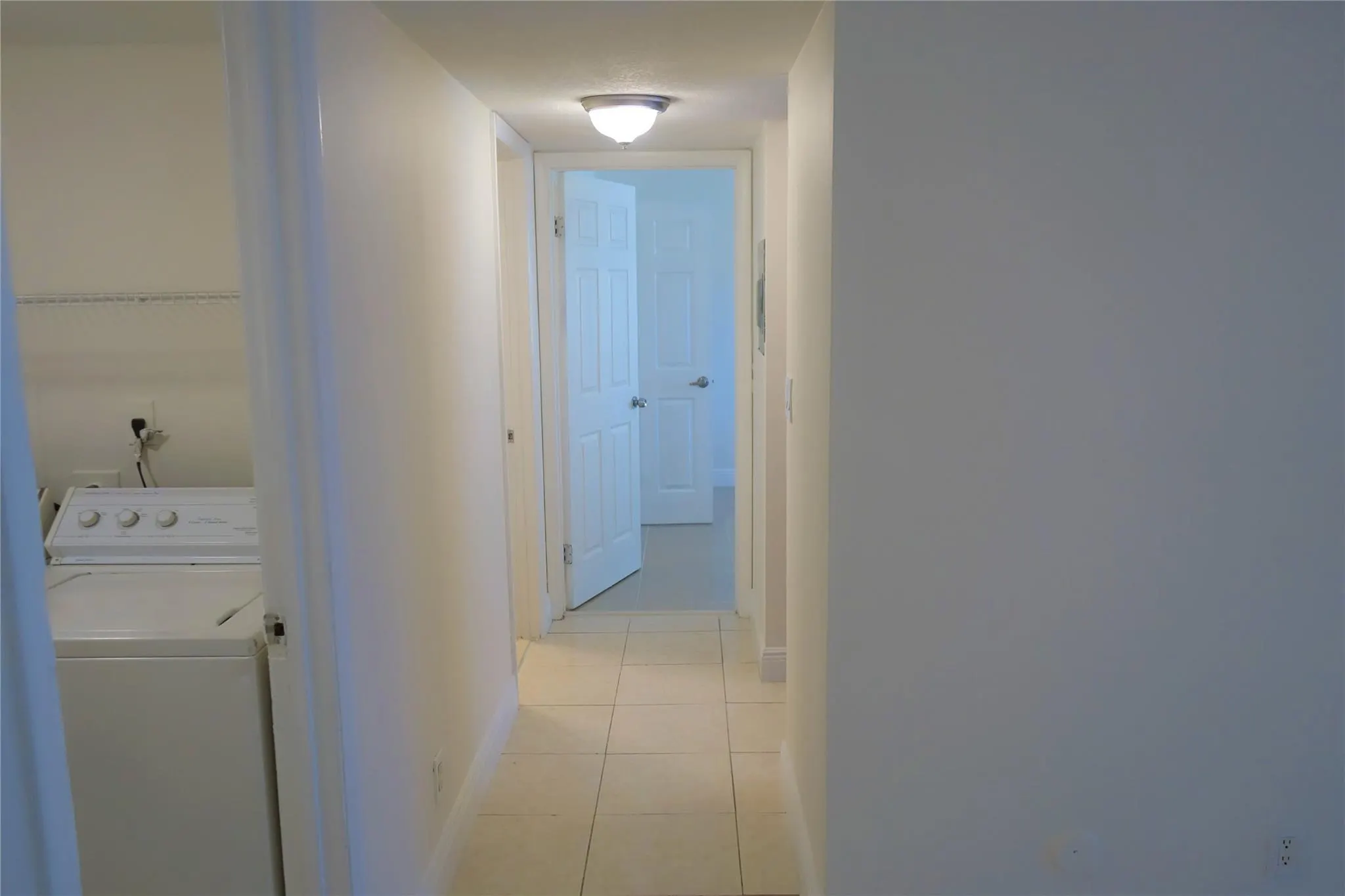 5686 NW Rock Island Rd, #102