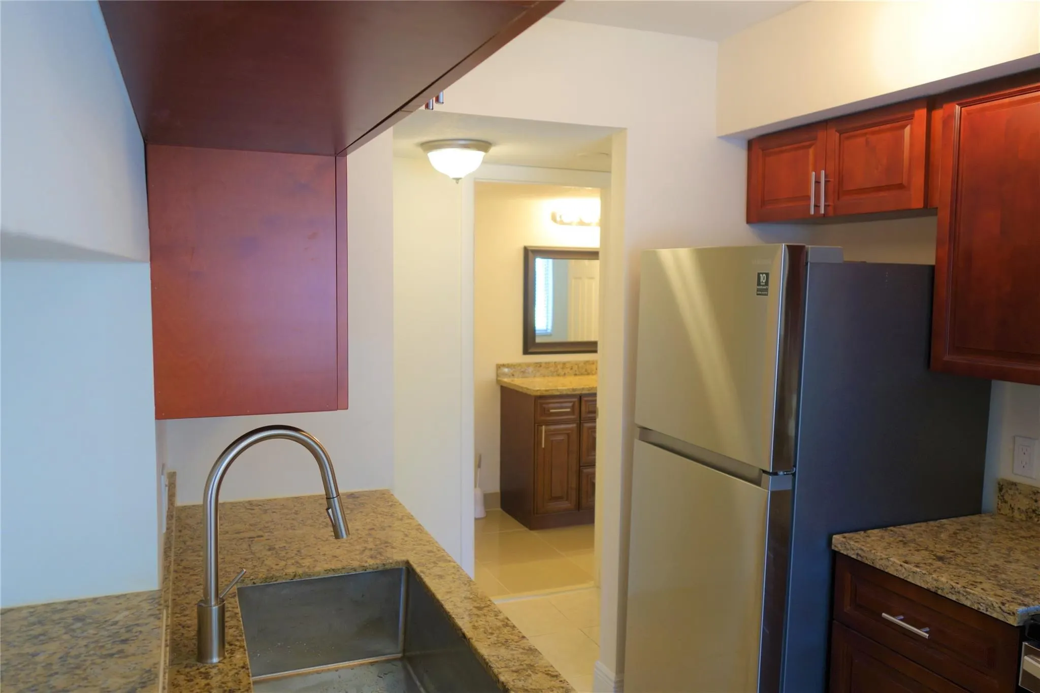 5686 NW Rock Island Rd, #102