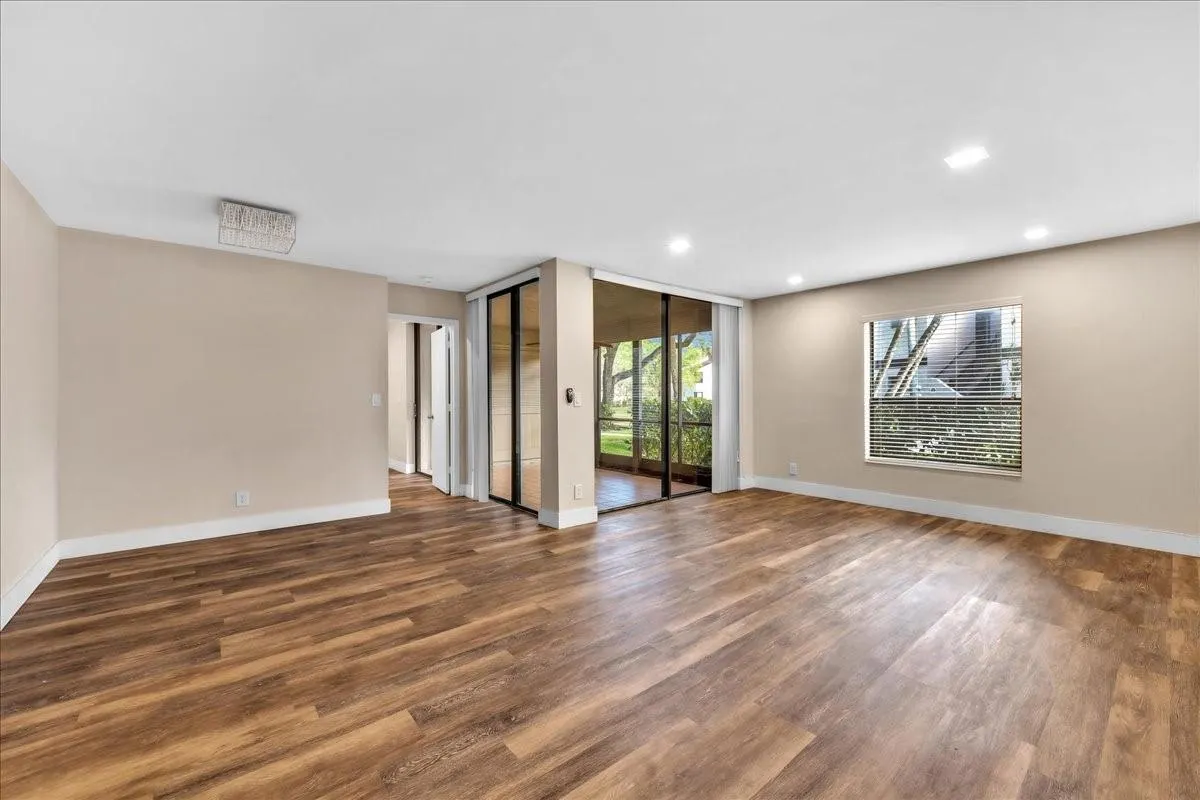 2687 Carambola Cir N, #1771