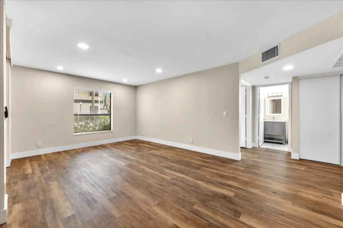 2687 Carambola Cir N, #1771