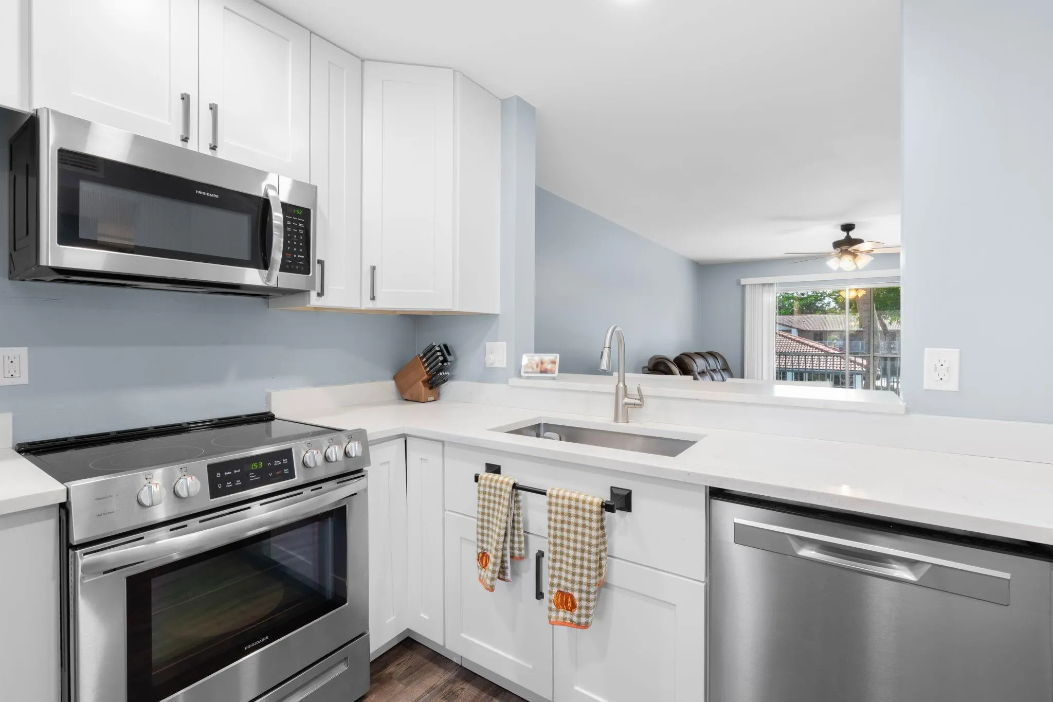 8800 Royal Palm Blvd, #204-1