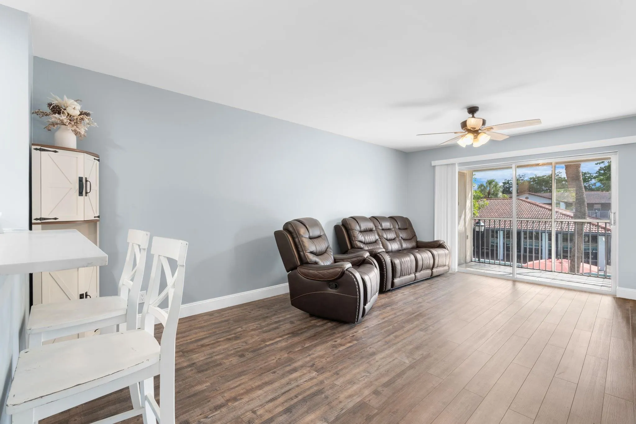 8800 Royal Palm Blvd, #204-1