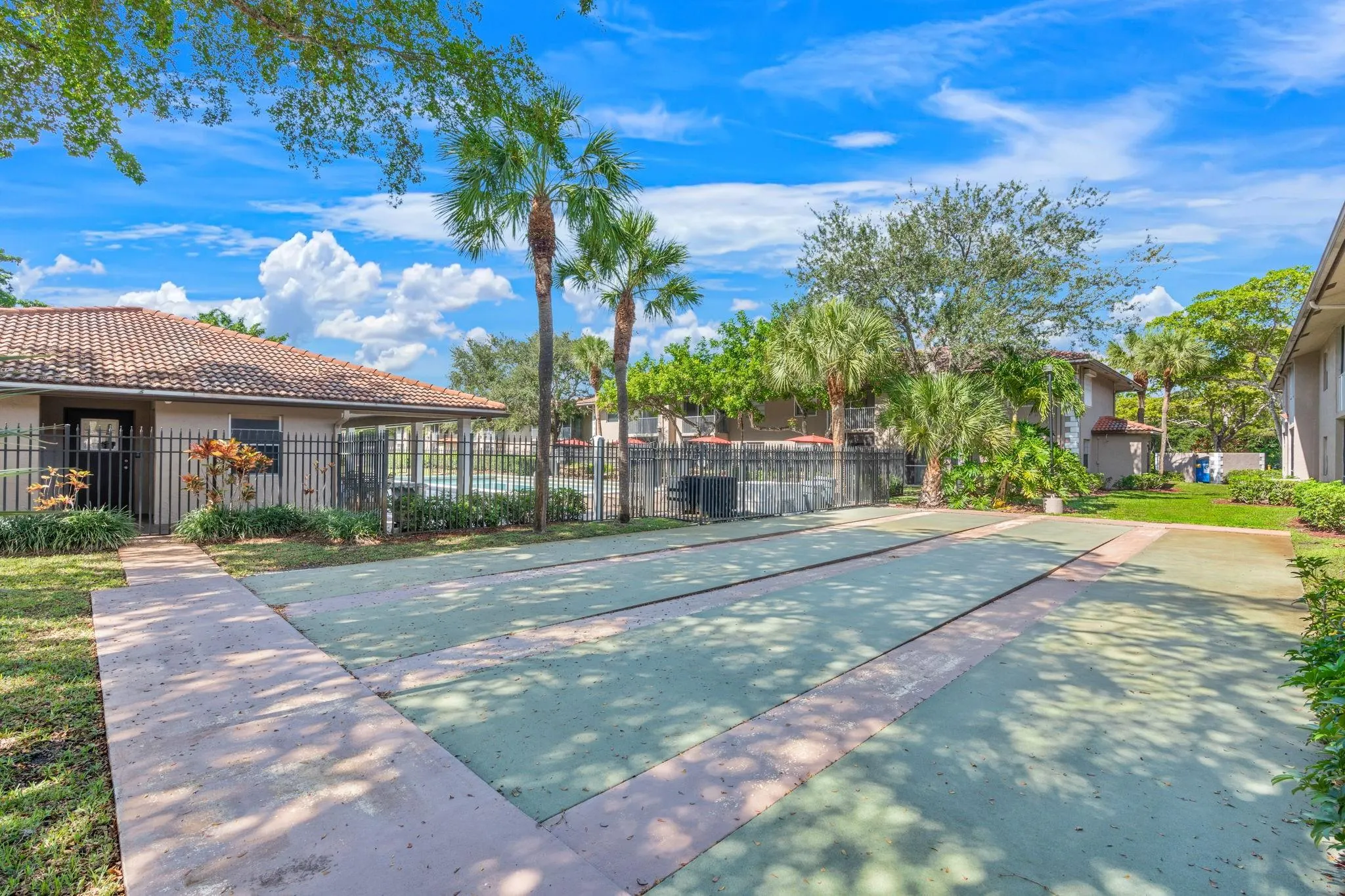 8800 Royal Palm Blvd, #204-1