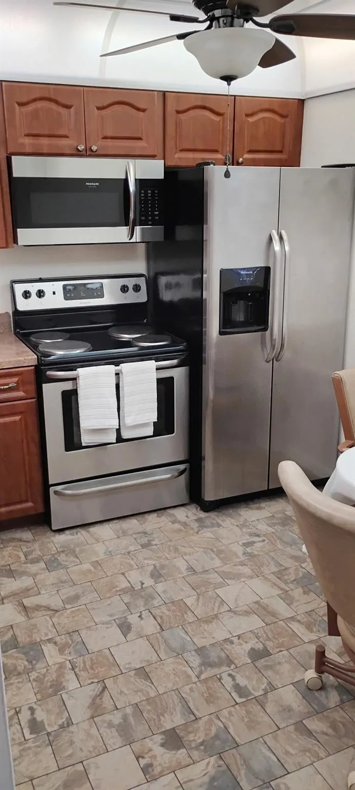 230 NE 26th Ave, #103