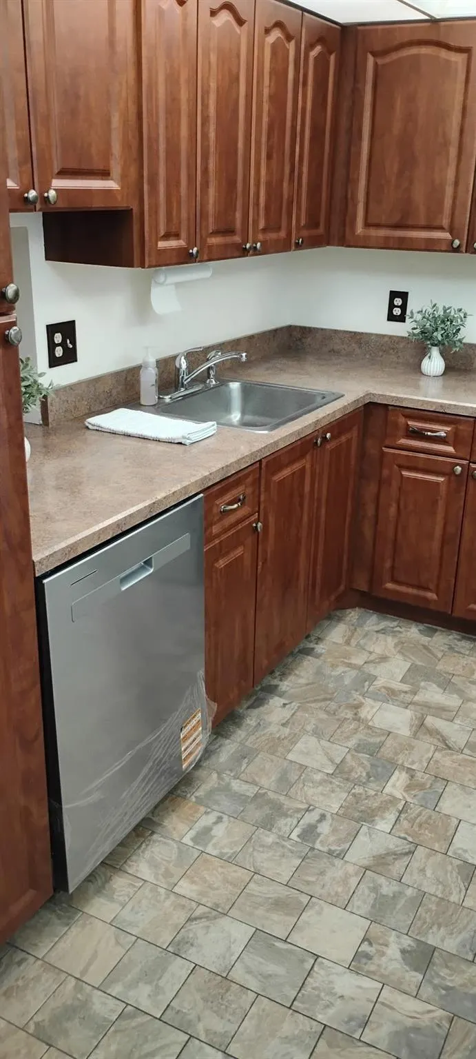 230 NE 26th Ave, #103