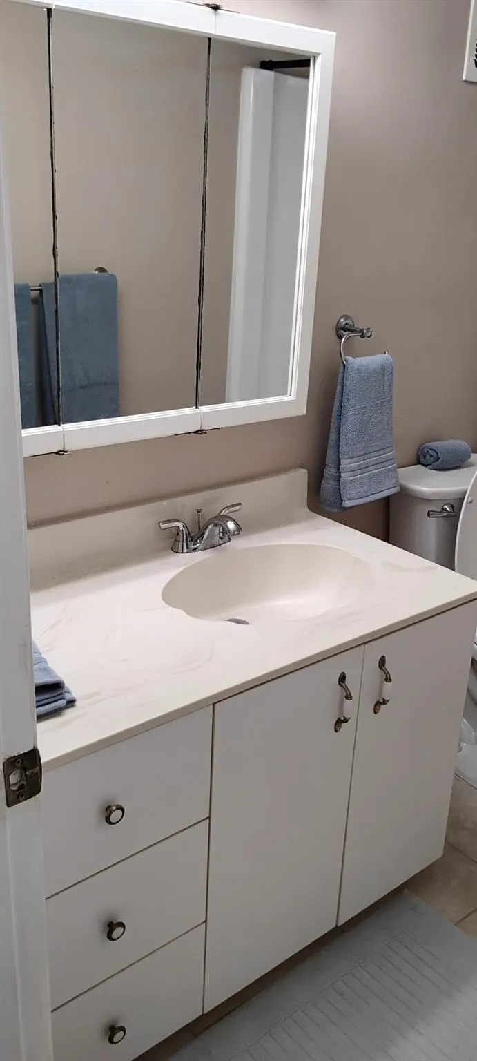 230 NE 26th Ave, #103