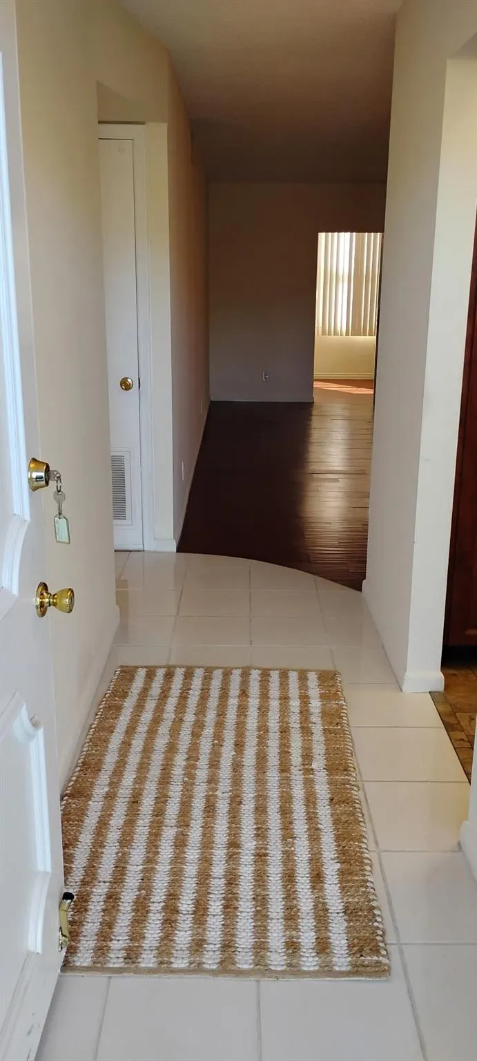 230 NE 26th Ave, #103