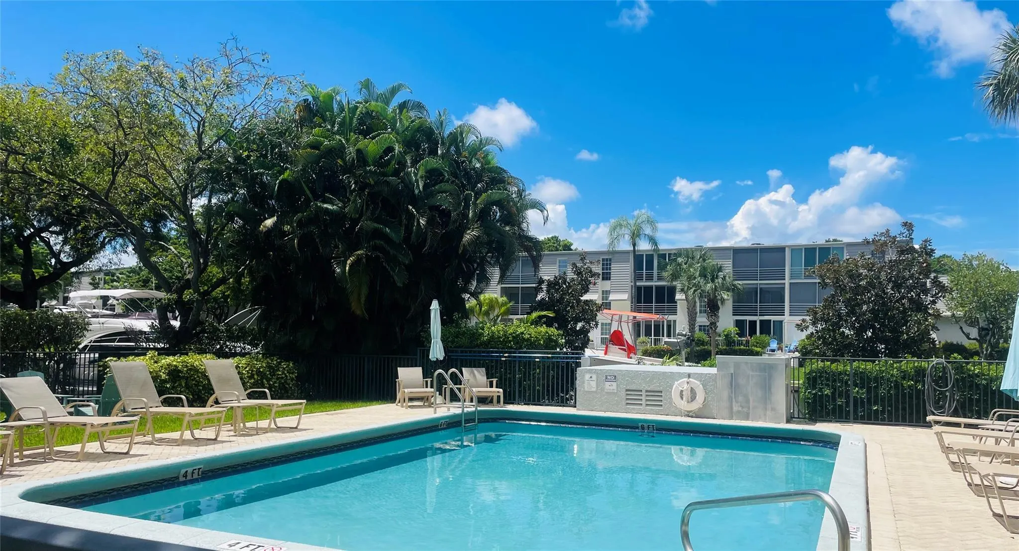 777 Jeffery St, #302