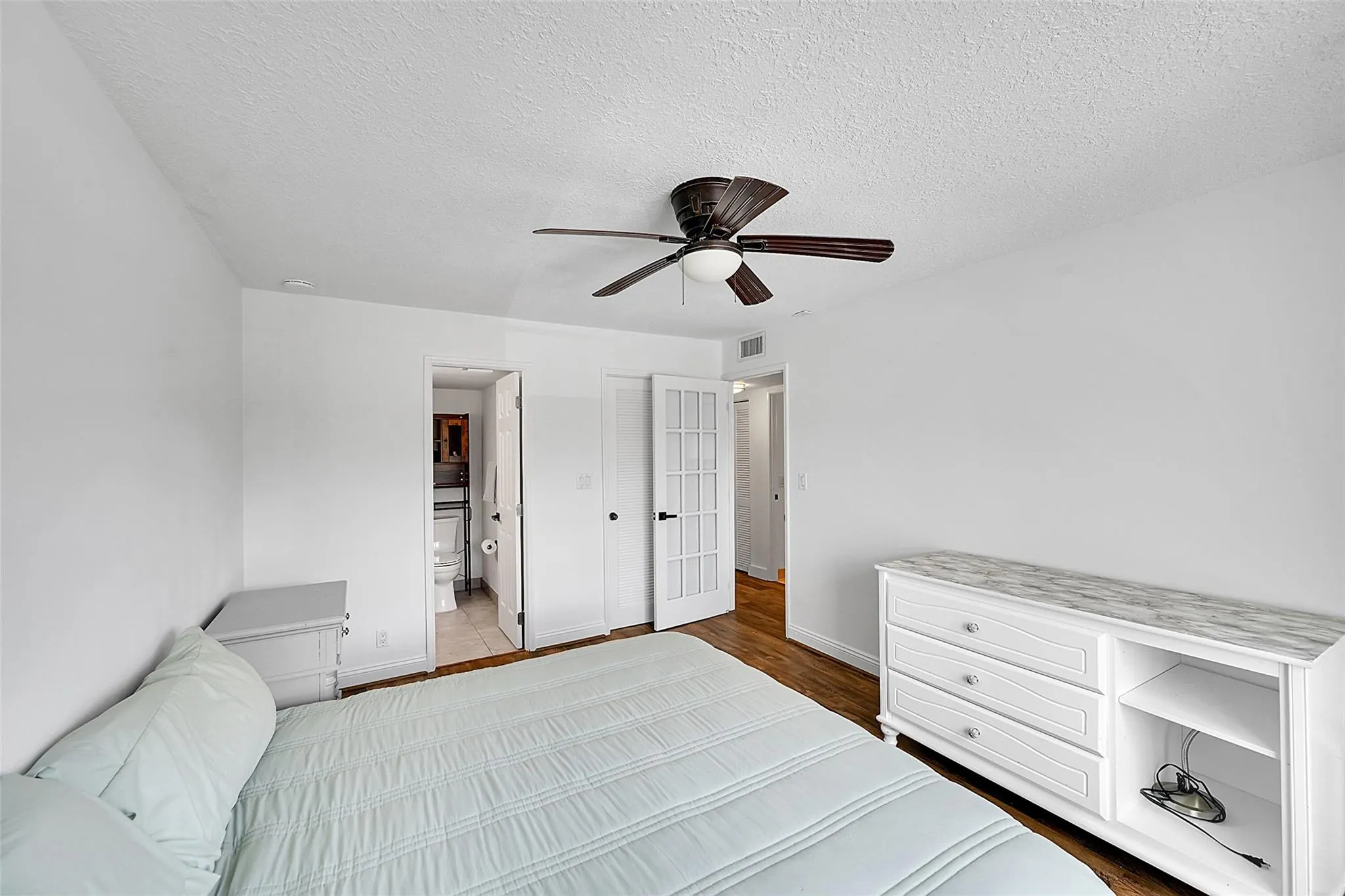 2850 NE 14th St Cswy, #B-203