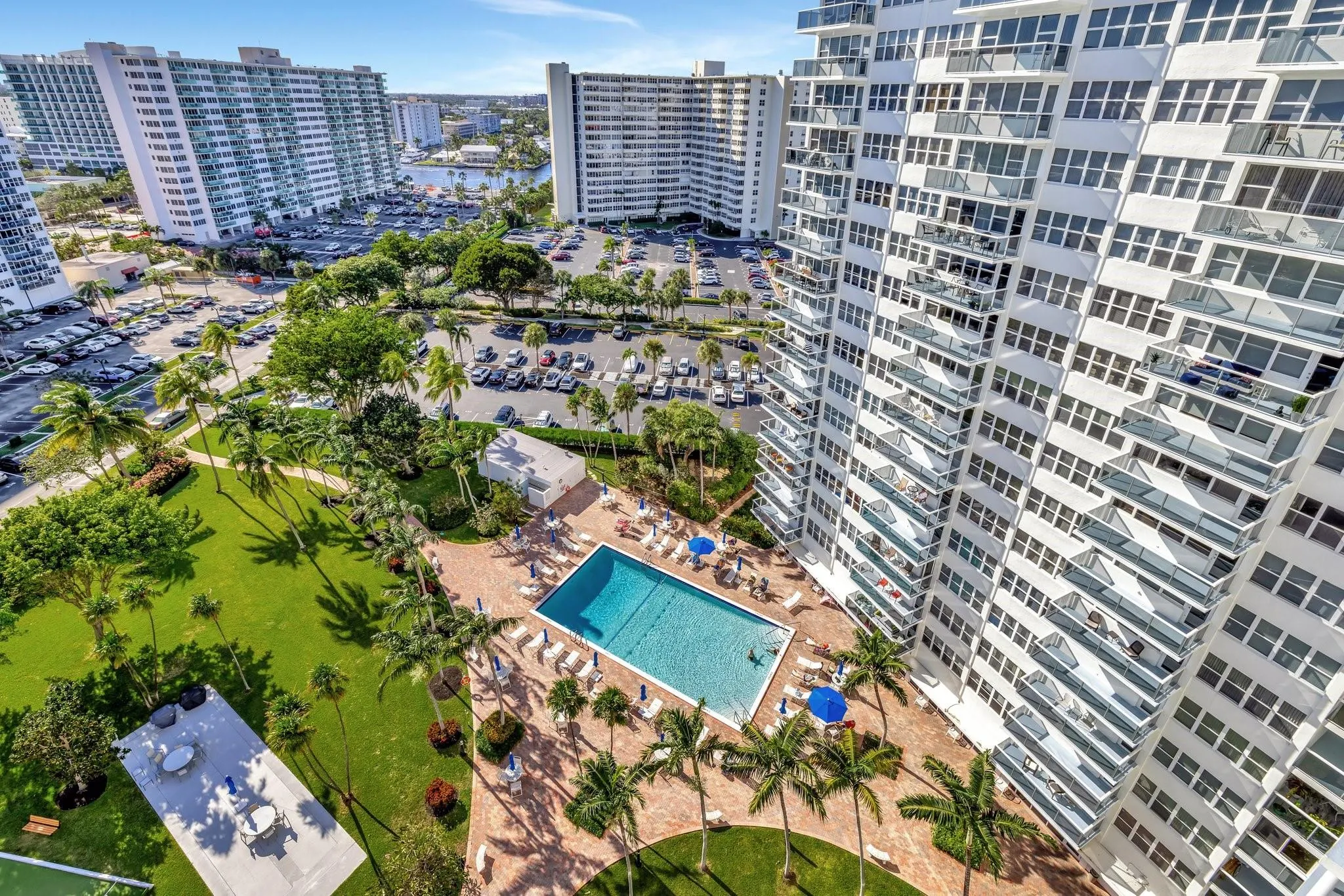 3300 NE 36th St, #1516