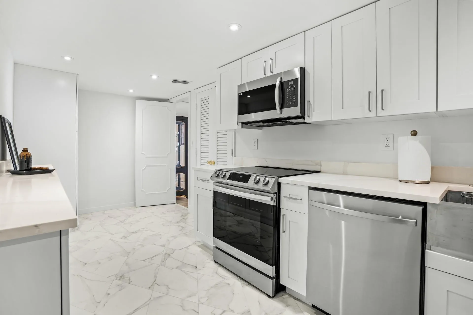 1151 N Fort Lauderdale Beach Blvd, #5D