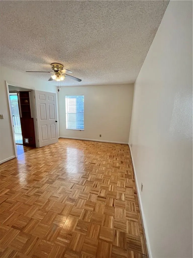 9449 Boca Cove Cir, #914