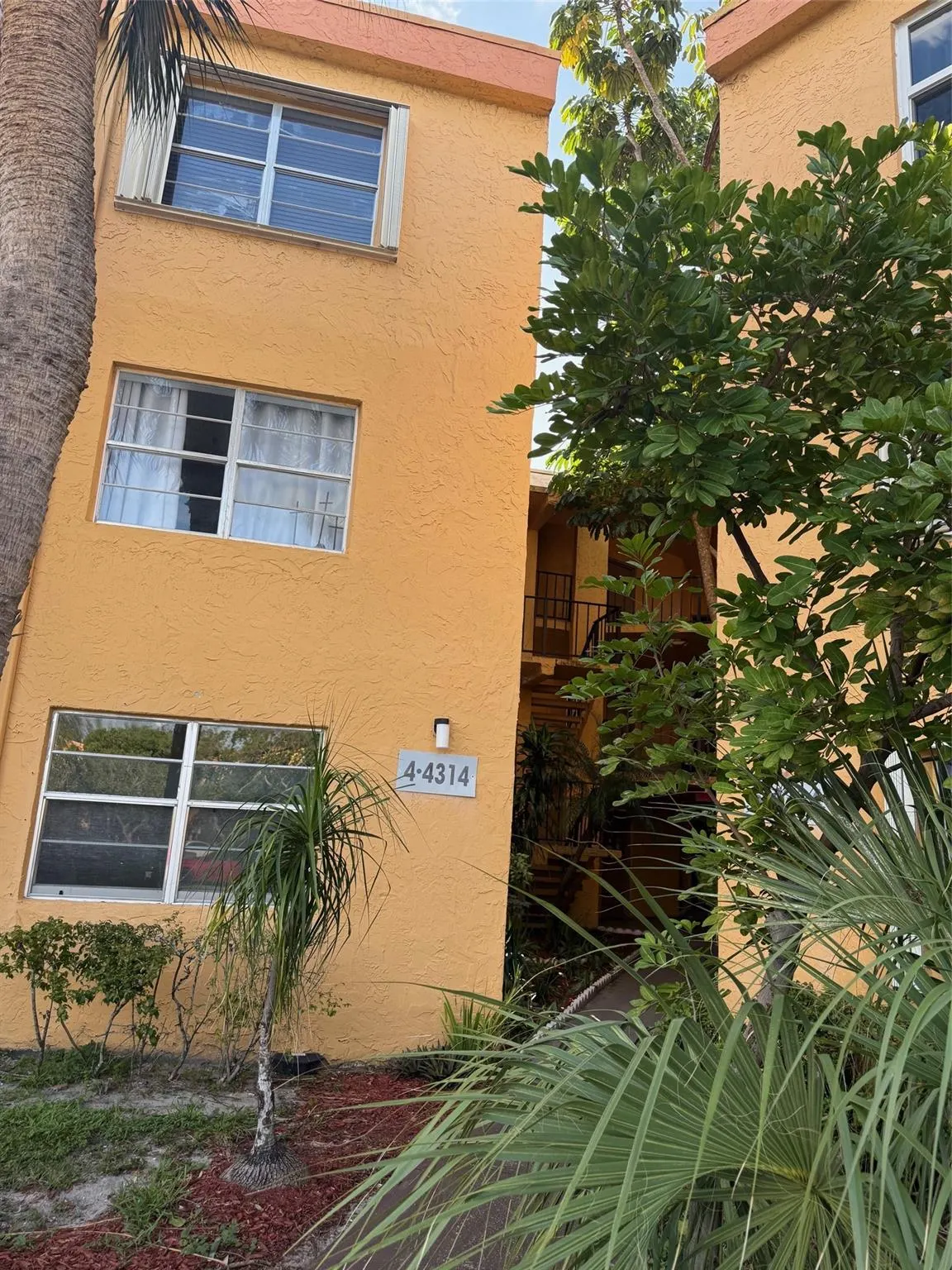 4314 NW 9th Ave, #4-1D