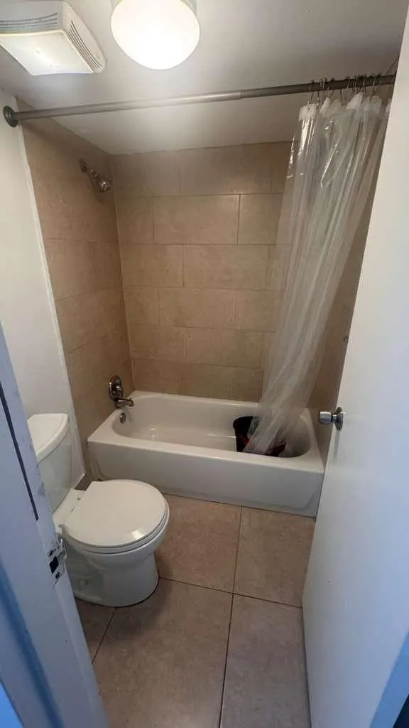 4314 NW 9th Ave, #4-1D