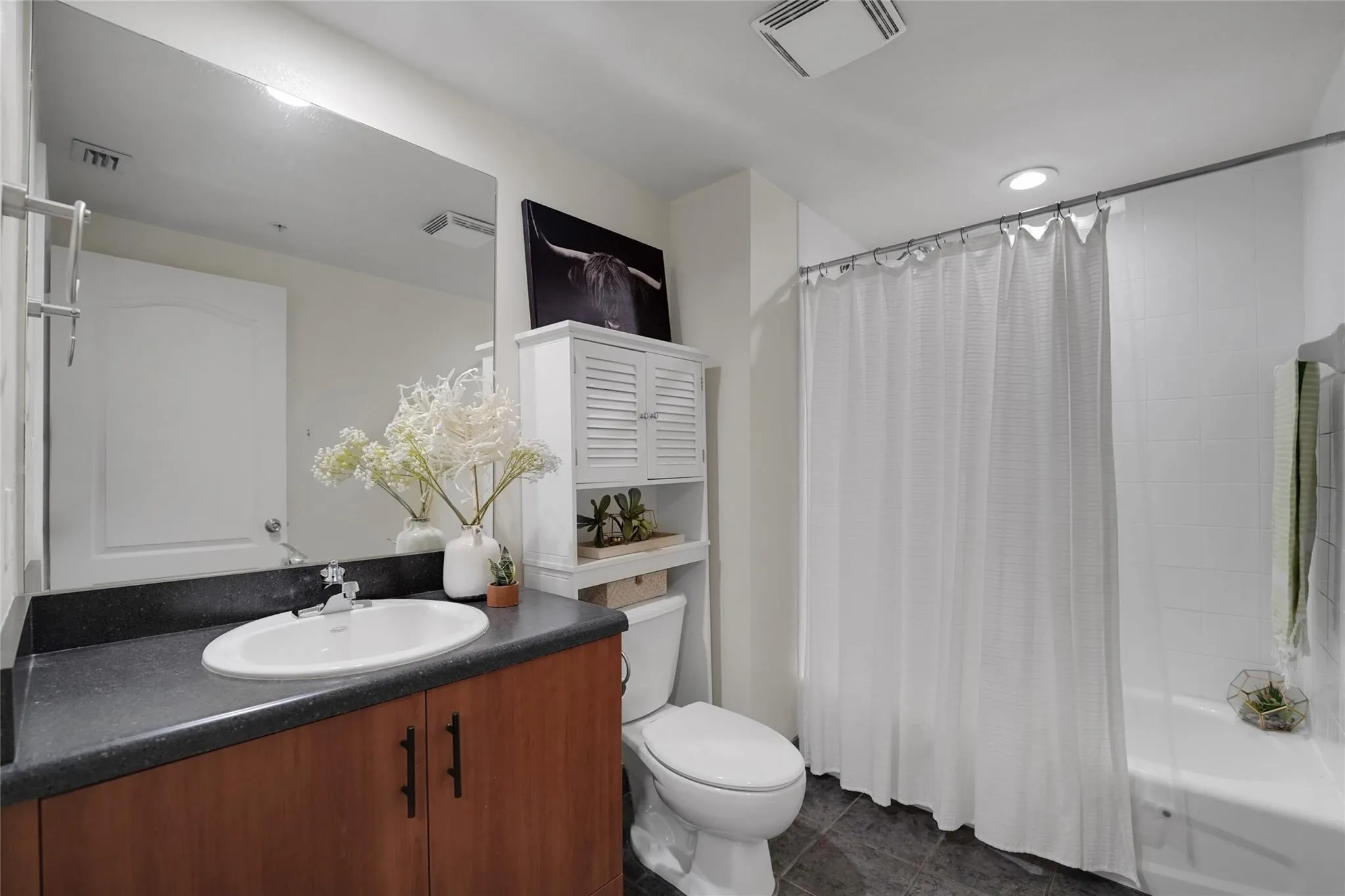 100 N Federal Hwy, #819