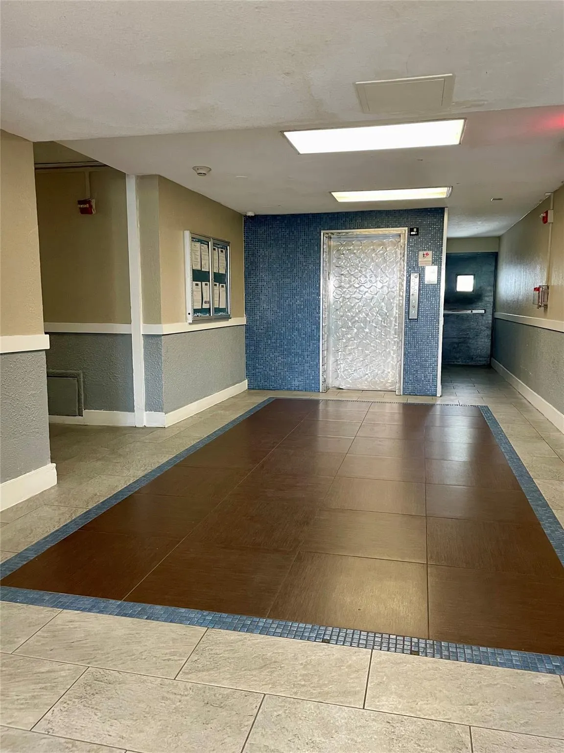 494 NW 165th Street Rd, #C108