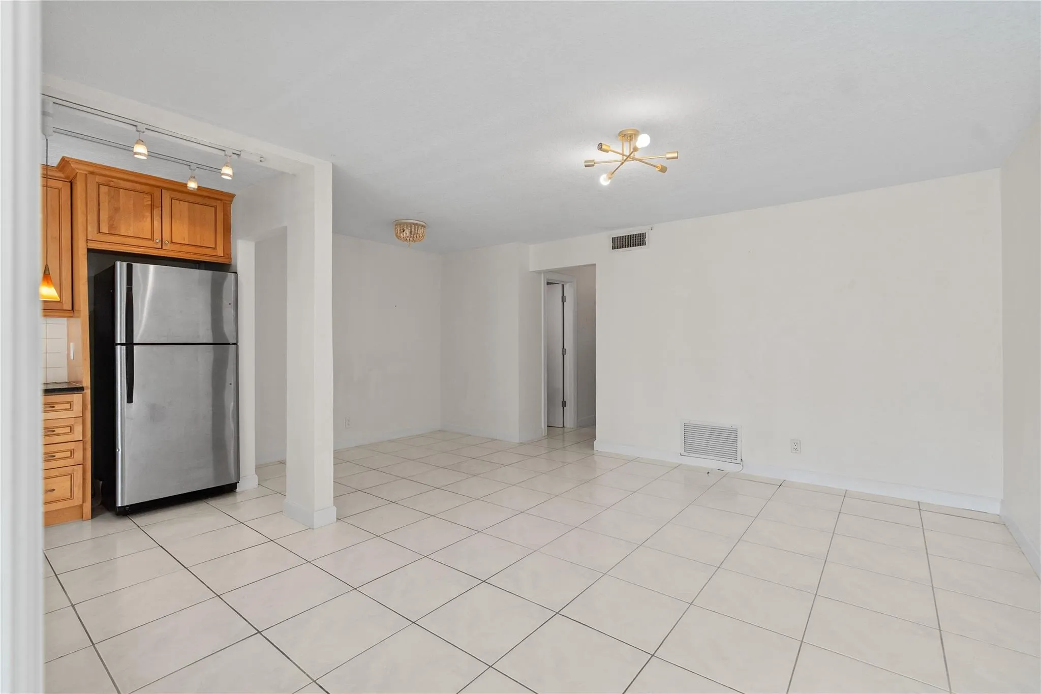 1439 S Ocean Blvd, #317