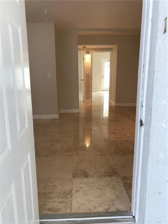 1470 N Dixie Hwy, #11