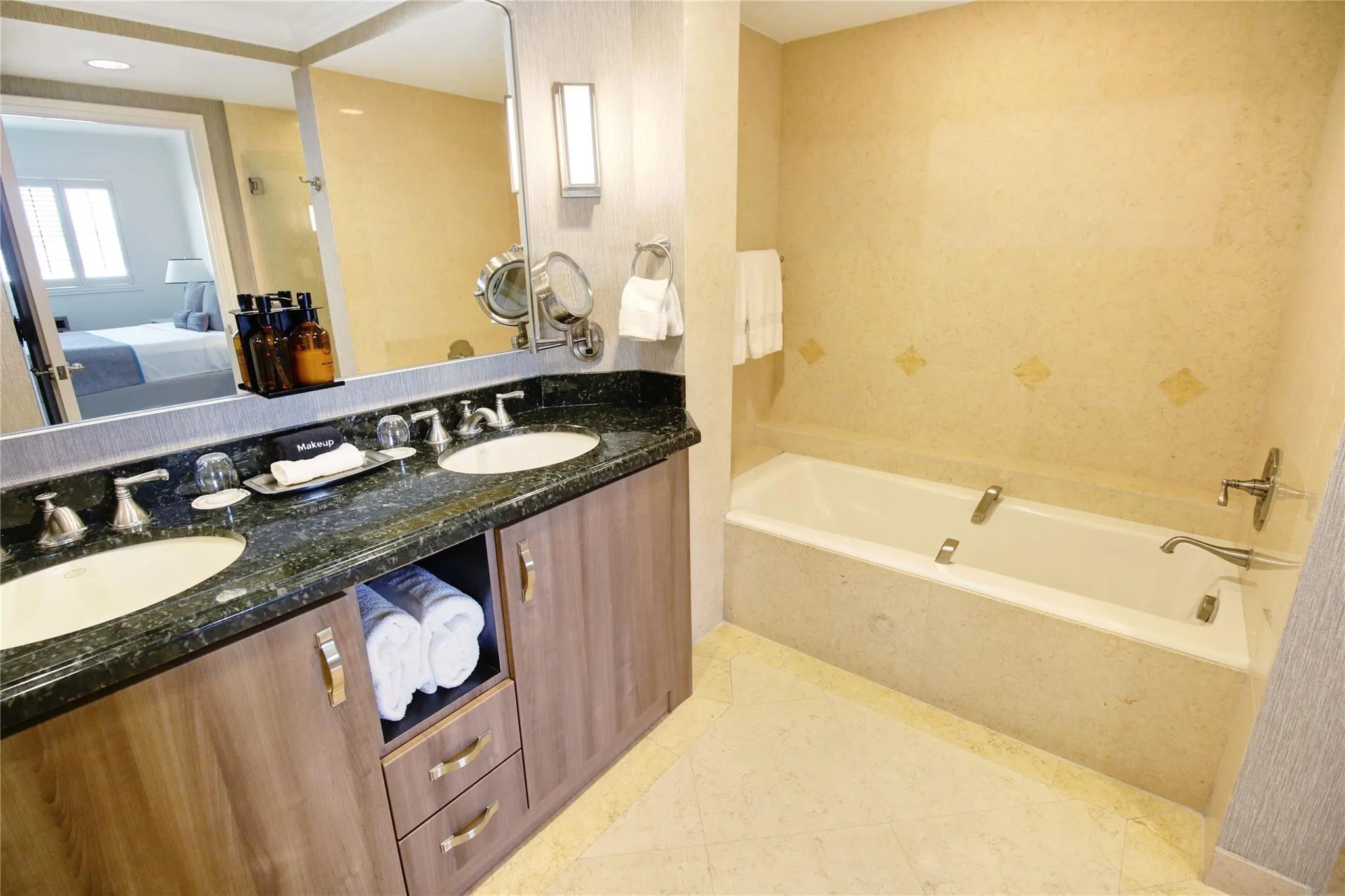 601 N Ft Lauderdale Bch Blvd, #715