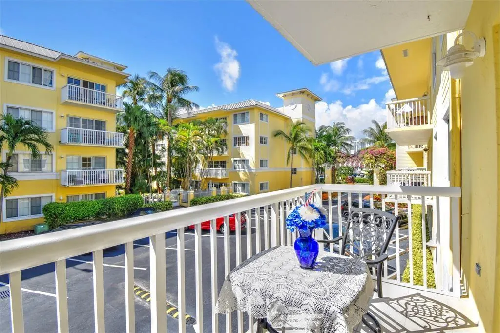 151 NE 16th Ave, #264